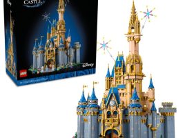 LEGO® Disney Castle 43222 – Walt Disney World was released today LEGO® Disney Castle 43222 – Walt Disney World was released today