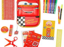 Lightning McQueen Zip-Up Stationery Kit – Cars is now available