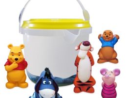 Winnie the Pooh and Pals Bath Set has hit the shelves