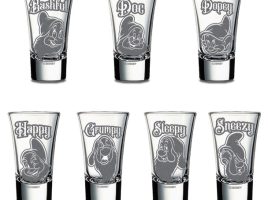 Seven Dwarfs Collectors Set of Glasses by Arribas – Snow White and the Seven Dwarfs – Personalized is now available online