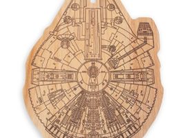 Millennium Falcon Wooden Serving Board – Star Wars is now available for purchase