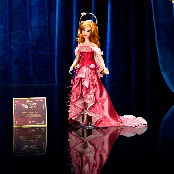Giselle Limited Edition Doll - Enchanted - Disney Designer
