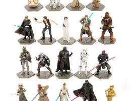 Star Wars Mega Figure Set now available online