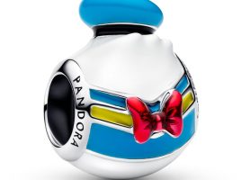 Donald Duck Icon Charm by Pandora – Disney Parks has hit the shelves