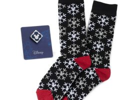 Mickey Mouse Icon Snowflake Socks and Lapel Pin Gift Set – Get It Here