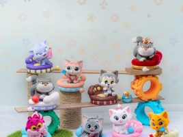 Disney Cats Cosb! Collection Mystery Figure Blind Box by Hot Toys – 1-Pc. is now out