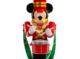 Mickey Mouse Toy Soldier Sipper – Disney Parks is now available online