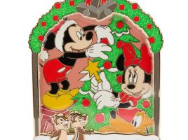 Santa Mickey Mouse and Friends Jumbo Holiday Pin – Limited Edition now available for purchase