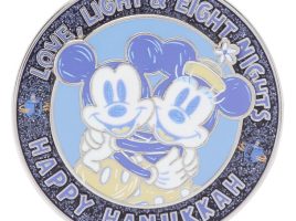 Mickey and Minnie Mouse ”Happy Hanukkah” 2025 Pin – Limited Release now available