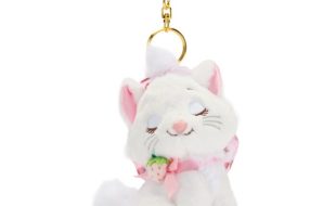 Marie Strawberry Keychain – The Aristocats – Disney Store Japan released today