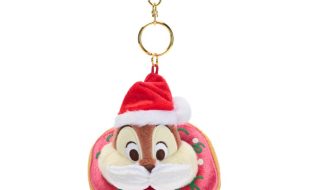 Chip Santa Donut Plush Keychain – Disney Store Japan – Get It Here