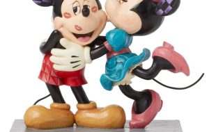 Mickey and Minnie Mouse ”Hugs and Kisses” Figure by Jim Shore released today