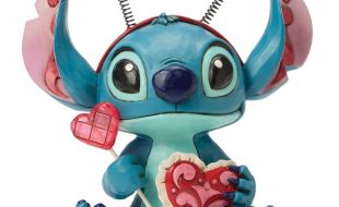 Stitch ”Sucker for Love” Figure by Jim Shore – Lilo & Stitch available online