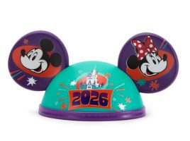 Mickey and Minnie Mouse ”EAR”esistibles Collectible – Walt Disney World 2026 now available