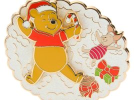 Winnie the Pooh and Piglet Holiday Pin 2025 – Limited Edition now out for purchase