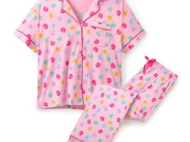 Mickey and Minnie Mouse Sweethearts Sleep Set for Women is available online