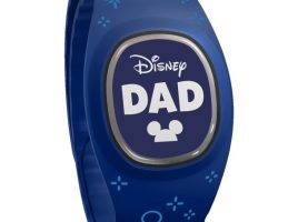Mickey Mouse ”Disney Dad” MagicBand+ now available online