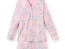 Minnie Mouse Icon and Bows Sleep Set for Women has hit the shelves for purchase