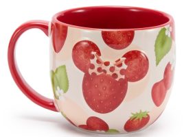 Minnie Mouse Icon Strawberry Mug now out