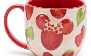 Minnie Mouse Icon Strawberry Mug now out