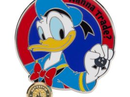 Donald Duck ”Wanna Trade?” Disney Pin Trading Dangle Pin is here now