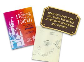 D23-Exclusive Gold Member Disneyland 70th Anniversary Collection – Buy It Today!