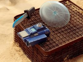 Mandalorian Vibroblade Gauntlet and Shield Set – Star Wars is available online