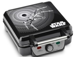 Star Wars Waffle Maker now out for purchase