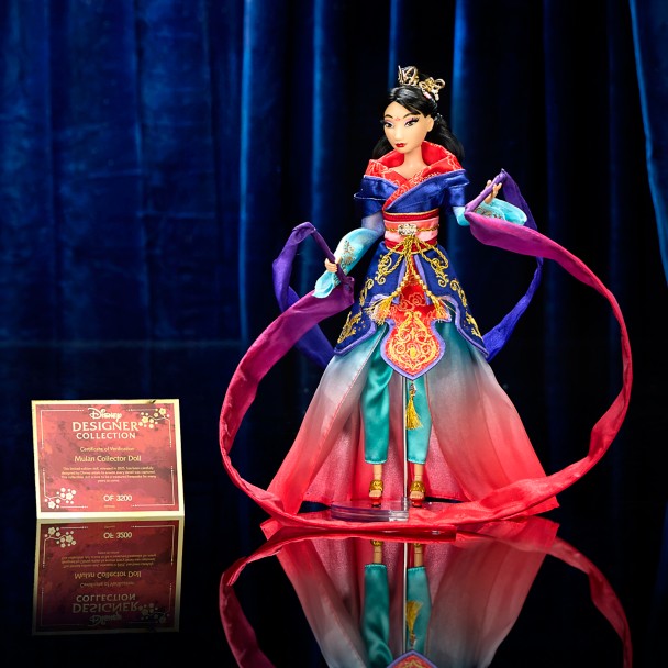 Snow White Limited Edition Doll - 17'' - Shanghai Disneyland