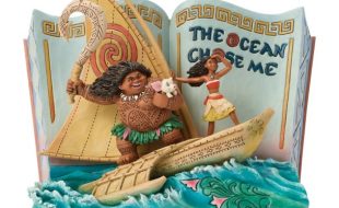 Moana ”The Ocean Chose Me” Storybook Figure by Jim Shore