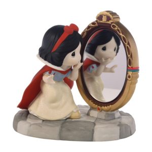 Snow White and Magic Mirror ''Your Kindness Shines Through'' Figure by Precious Moments