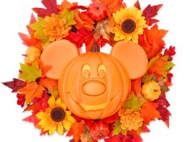 Mickey Mouse Halloween Light-Up Wreath