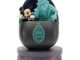 Mickey Mouse and Phineas in Doom Buggy Light-Up Mini Figure – The Haunted Mansion