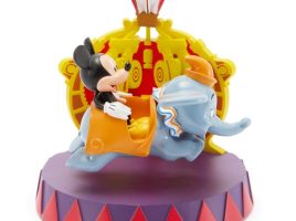 Mickey Mouse on Dumbo the Flying Elephant Mini Figure