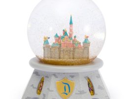 Sleeping Beauty Castle Light-Up Snow Globe – Disneyland