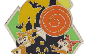 Chip ‘n Dale Glow-in-the-Dark ”Happy Halloween” Pin