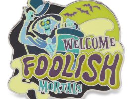 The Hatbox Ghost Glow-in-the-Dark Pin – The Haunted Mansion