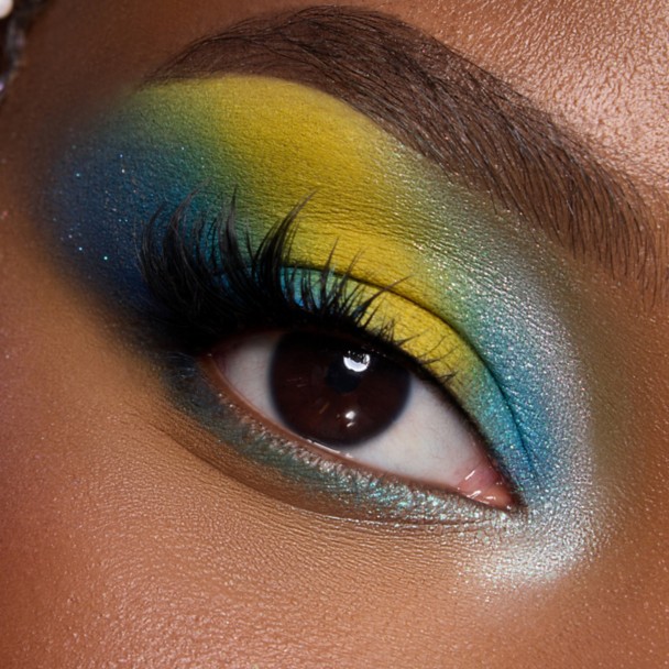 Ariel ''Under the Sea'' Eyeshadow Palette by ColourPop - The Little Mermaid