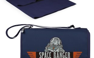 Buzz Lightyear Outdoor Water-Resistant Picnic Blanket Tote by Picnic Time – Toy Story