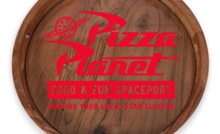 Pizza Planet Barista Round Acacia Wood Serving Tray with Glass Insert and Handles – Toy Story