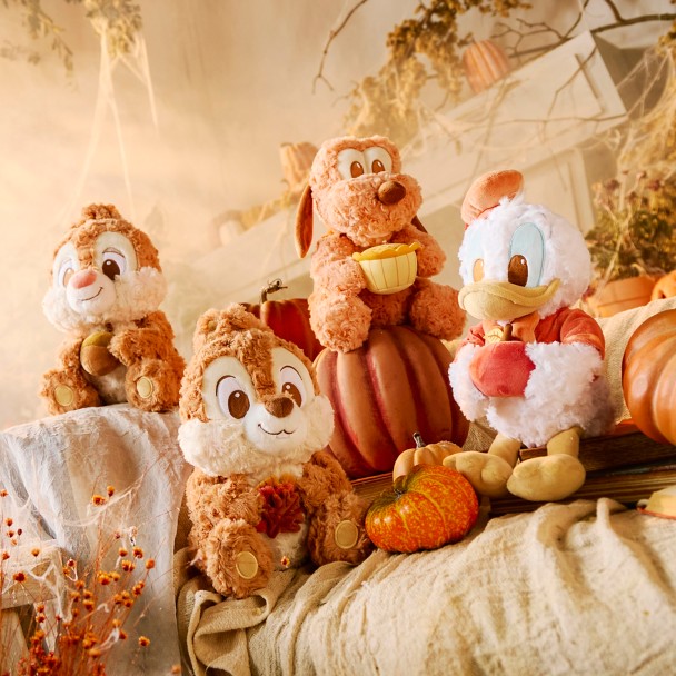 Pluto ''Fall Vibes'' Plush - 10'' - Exclusive