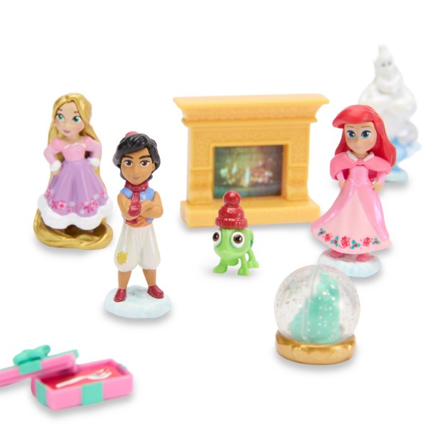 Disney Once Upon a Story 24-Day Countdown Calendar Micro Figure Set