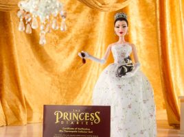 Mia Thermopolis Limited Edition Doll – The Princess Diaries – 17” – D23 The Ultimate Disney Fan Event