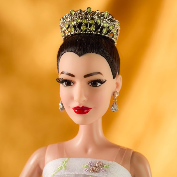 Mia Thermopolis Limited Edition Doll - The Princess Diaries - 17'' - D23 The Ultimate Disney Fan Event