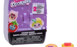 Disney Doorables Costume Foodies Mystery Figure Pack