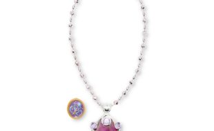 Sofia the First Enchanting Amulet – Sofia the First Royal Magic