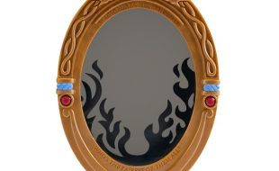 Magic Mirror Interactive Toy – Snow White and the Seven Dwarfs
