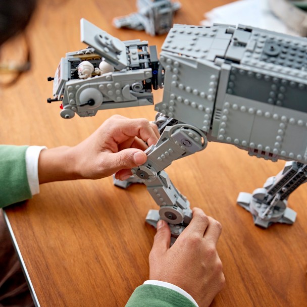 LEGO® Imperial Remnant AT-AT with INT-4 75454 - Star Wars The Mandalorian and Grogu