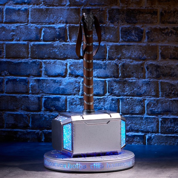Thor Mjölnir Hammer with Lights and Sound Effects - Marvel Vault