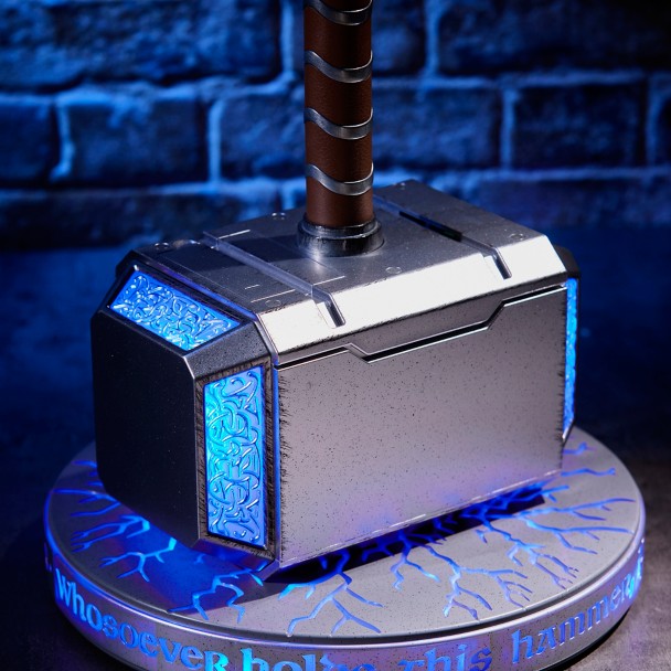 Thor Mjölnir Hammer with Lights and Sound Effects - Marvel Vault